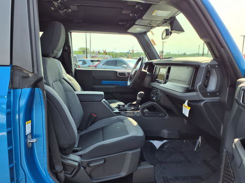 Used 2023 Ford Bronco Big Bend AWD/4WD image 22