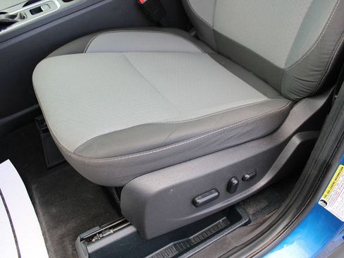 Used 2017 Ford Escape SE AWD/4WD image 22