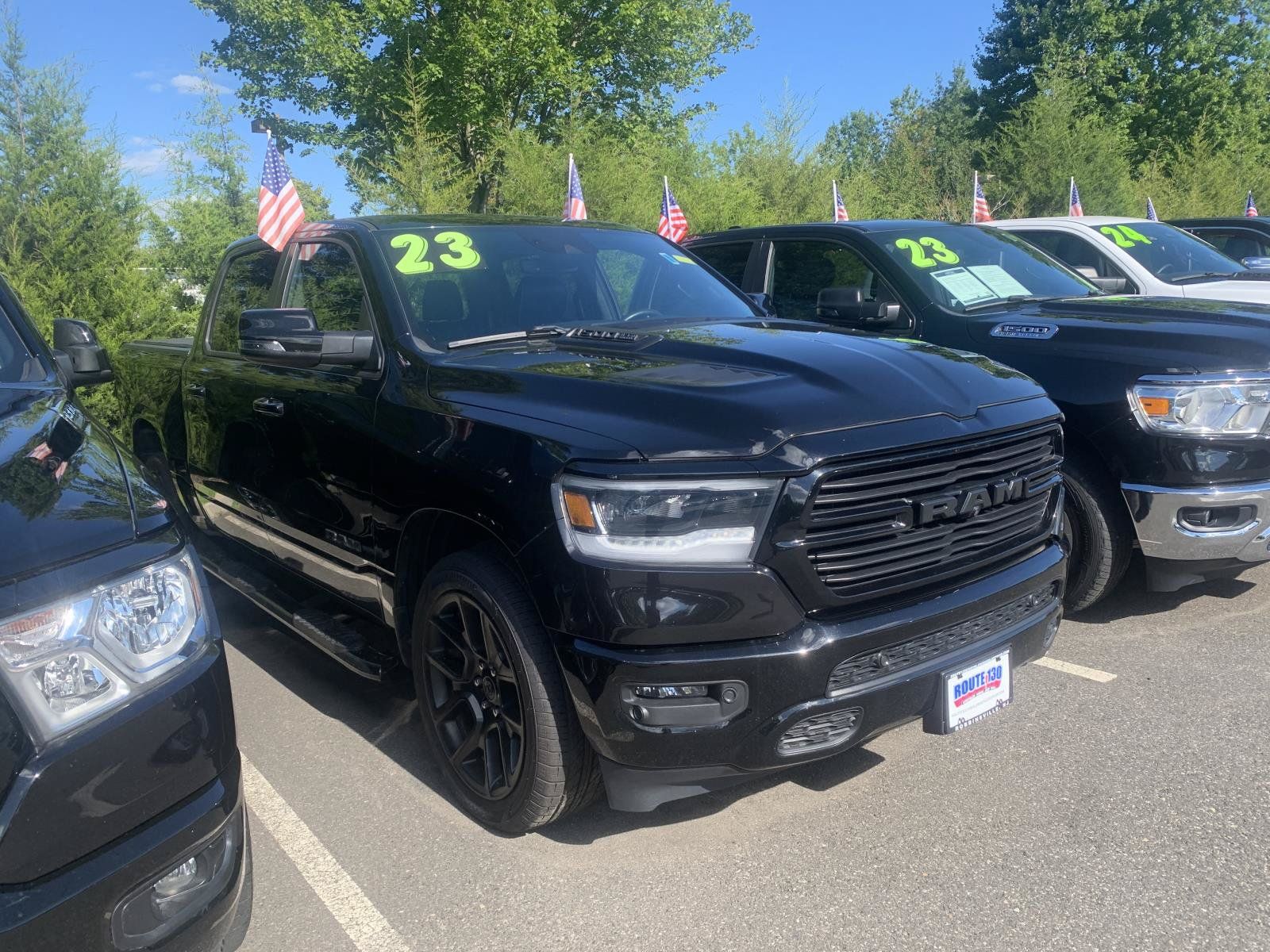 Used 2023 RAM 1500 Laramie AWD/4WD image 1