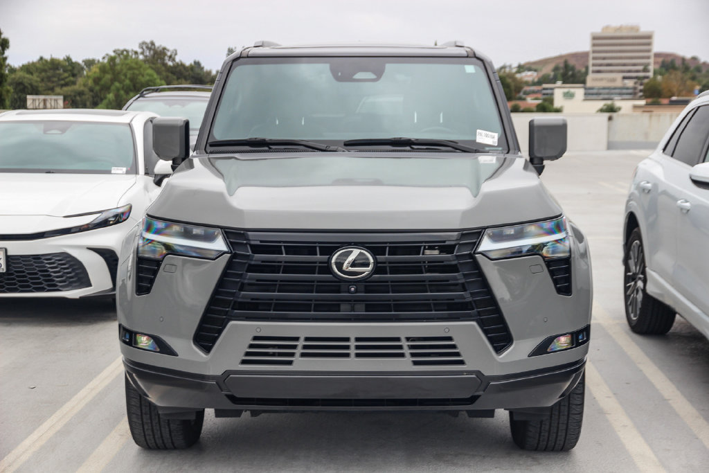 Certified 2024 Lexus GX 550 w/ Accessory Package (Z1) AWD/4WD image 2