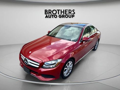 Used 2016 Mercedes-Benz C 300 Sedan w/ Surround View Package image 5
