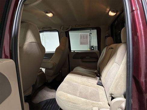 Used 2004 Ford F250 XL image 21