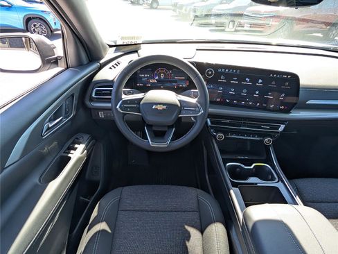 New 2026 Chevrolet Traverse LT w/ Driver Confidence Package image 14