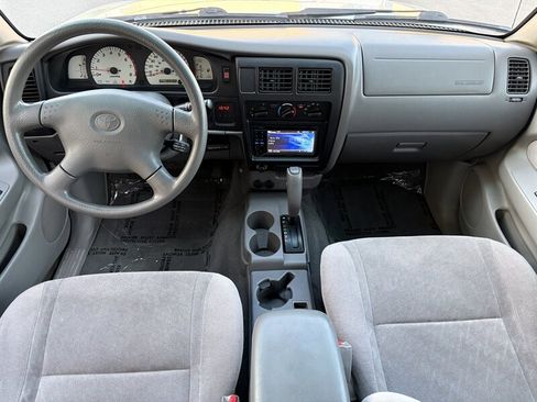 Used 2003 Toyota Tacoma PreRunner image 25