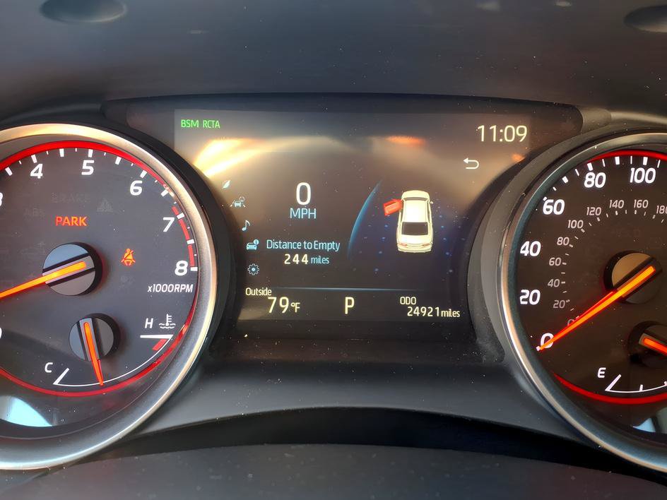 Used 2023 Toyota Camry XSE FWD image 25