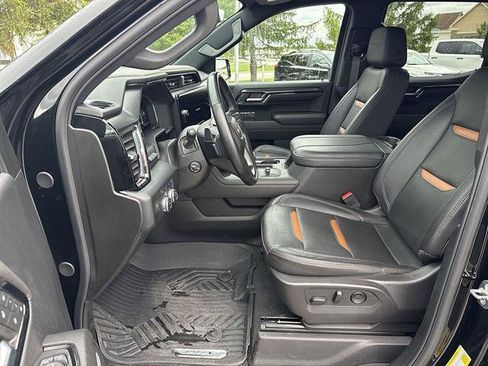 Used 2024 GMC Sierra 1500 AT4 w/ Technology Package AWD/4WD image 41