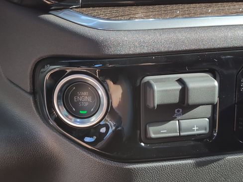 New 2026 Chevrolet Silverado 1500 LT w/ All Star Edition Plus image 18