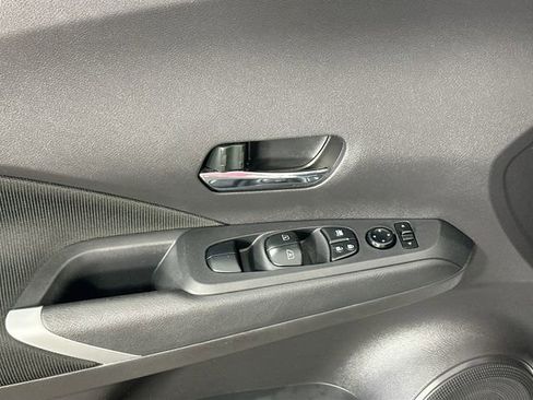 Used 2024 Nissan Kicks SV FWD image 23