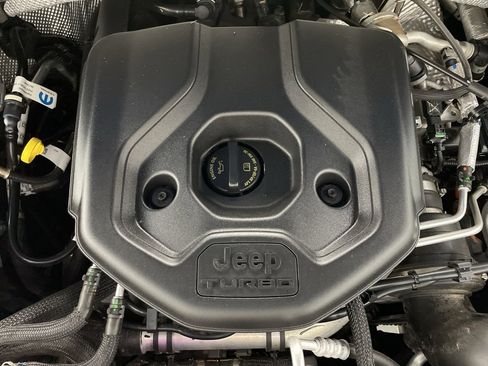 Used 2022 Jeep Grand Cherokee Trailhawk w/ Advanced Protech Group II image 20