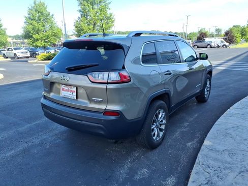 Used 2020 Jeep Cherokee Latitude Plus w/ Cold Weather Group AWD/4WD image 6