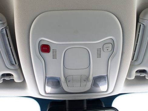 Used 2020 Jeep Renegade Sport image 33