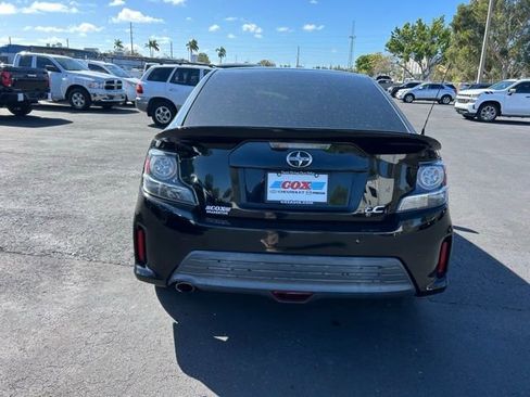 Used 2014 Scion tC image 5