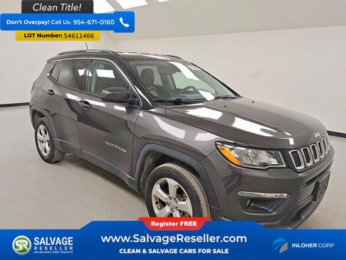 Used 2019 Jeep Compass Latitude w/ Cold Weather Group AWD/4WD image 5
