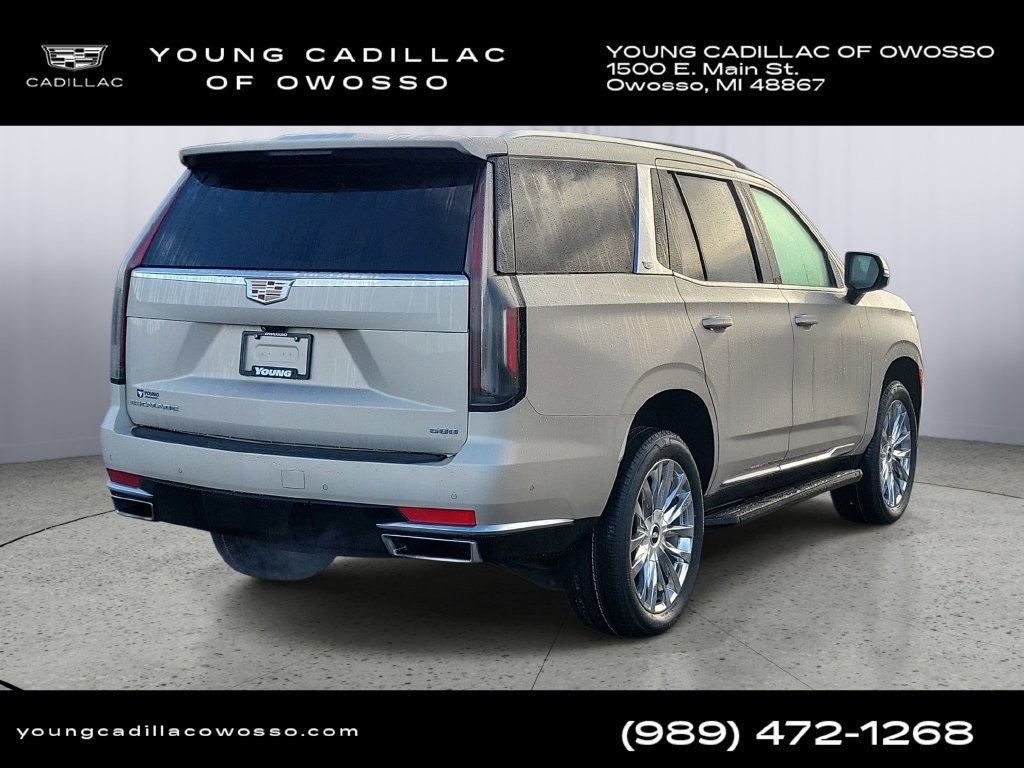 Used 2023 Cadillac Escalade Premium Luxury w/ LPO, Illumination Package AWD/4WD image 3