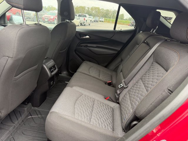 Used 2018 Chevrolet Equinox LT FWD image 14