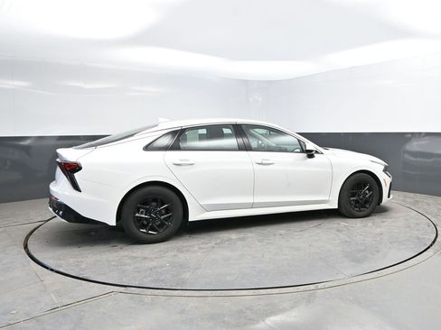 Used 2025 Kia K5 LXS FWD image 10