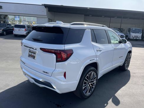 New 2026 GMC Terrain Denali image 5