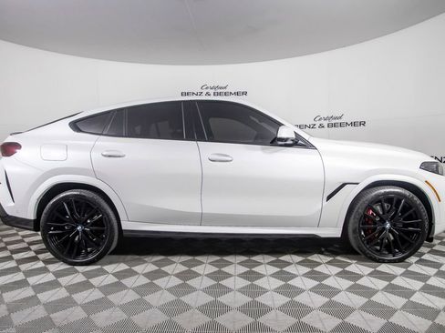 Used 2025 BMW X6 xDrive40i w/ Climate Comfort Package image 4