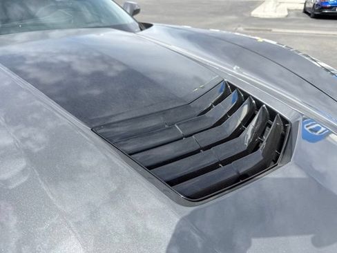 Used 2016 Chevrolet Corvette Stingray Coupe w/ 3LT Preferred Equipment Group RWD image 4