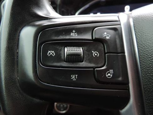 Used 2024 GMC Sierra 3500 SLT w/ SLT Premium Package image 34