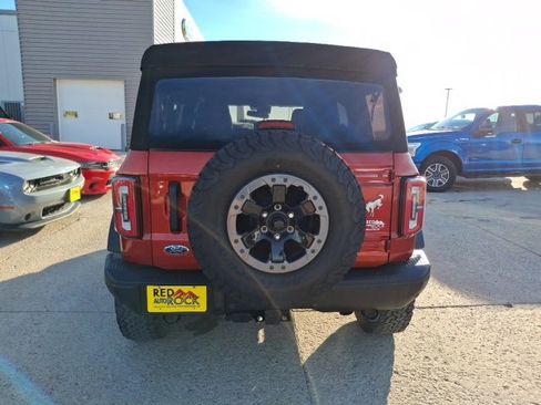 Used 2022 Ford Bronco Badlands image 5