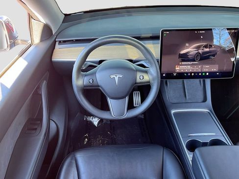 Used 2022 Tesla Model Y Performance image 21