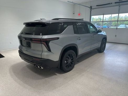 New 2026 Chevrolet Traverse LT w/ Midnight/Sport Edition image 6