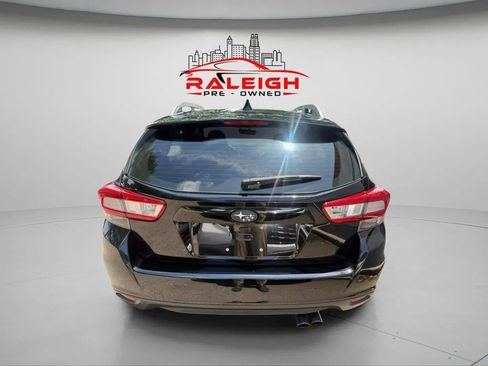 Used 2019 Subaru Impreza 2.0i Premium image 3