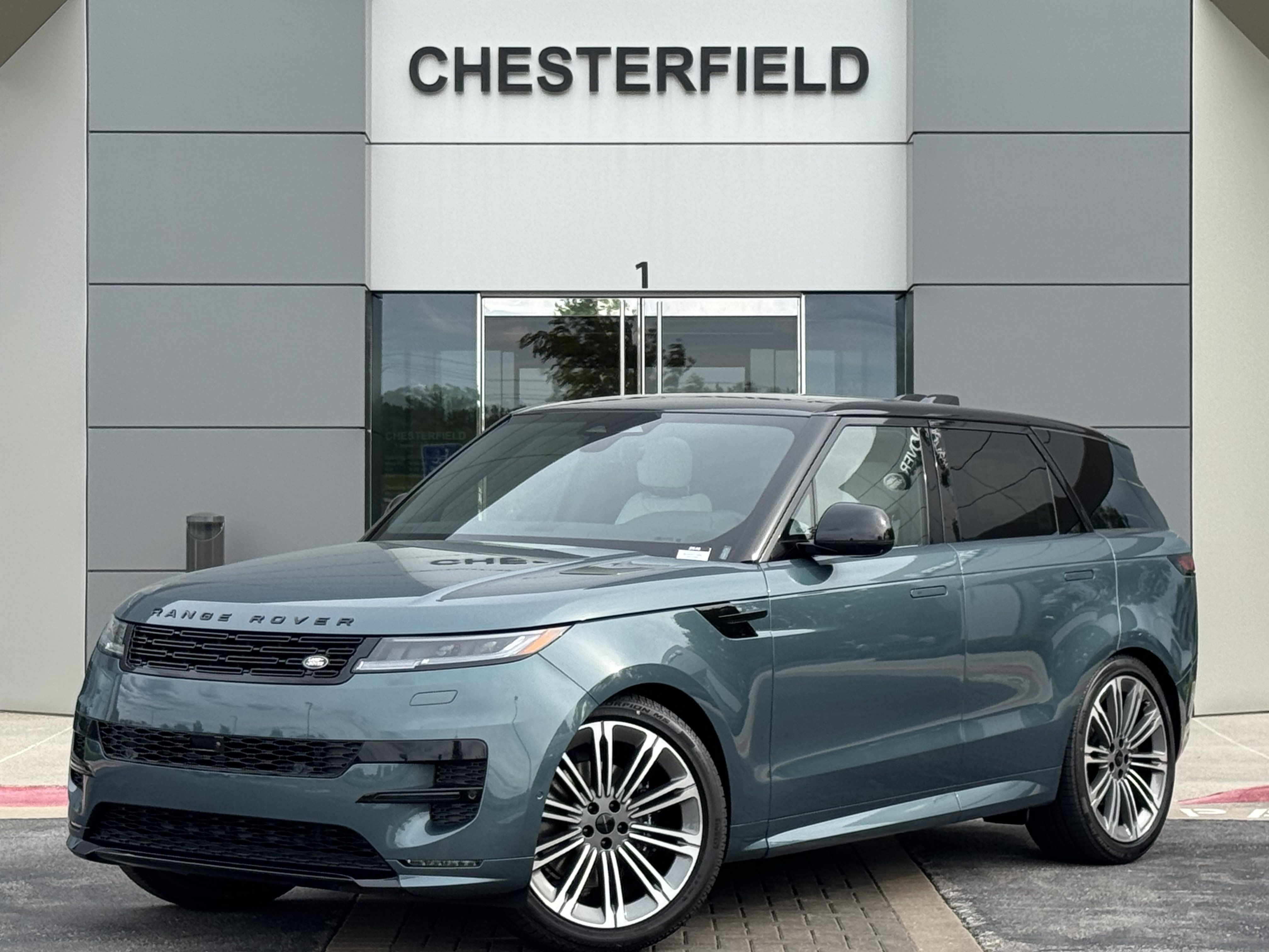 New 2026 Land Rover Range Rover Sport Dynamic SE AWD/4WD image 1