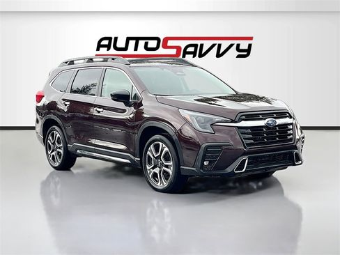 Used 2024 Subaru Ascent Touring image 1