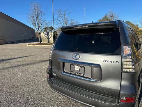 Used 2016 Lexus GX 460 w/ Premium Package AWD/4WD image 39