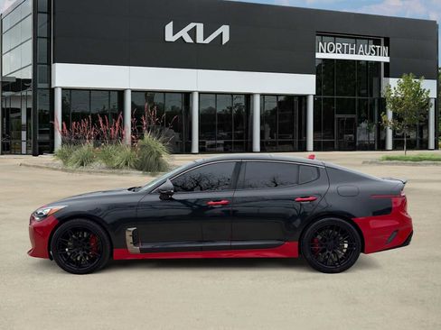 Used 2020 Kia Stinger GT1 image 10