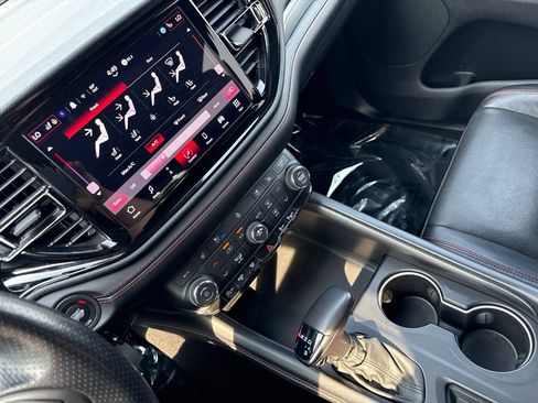 Used 2024 Dodge Durango GT AWD/4WD image 29