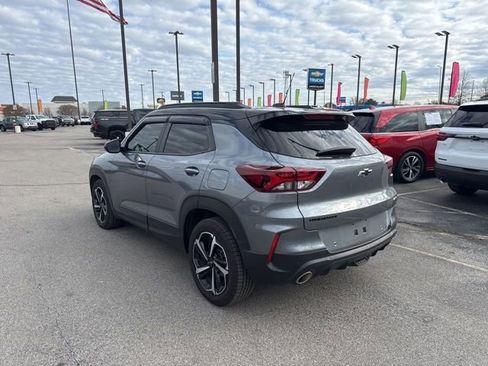 Used 2021 Chevrolet TrailBlazer RS w/ Sun and Liftgate Package image 5