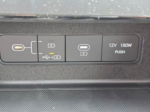 Used 2025 Hyundai Sonata SE image 6