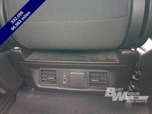 Used 2023 Chevrolet Silverado 1500 RST w/ Protection Package AWD/4WD image 16