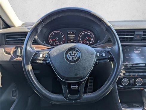 Used 2020 Volkswagen Passat 2.0T SEL FWD image 15