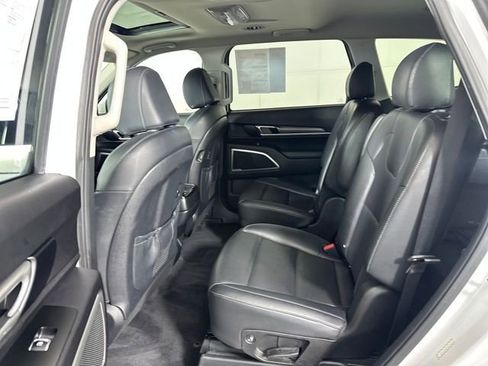 Used 2022 Kia Telluride S AWD/4WD image 25