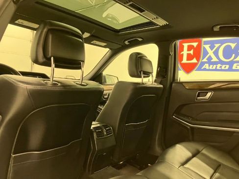 Used 2016 Mercedes-Benz E 350 4MATIC image 47