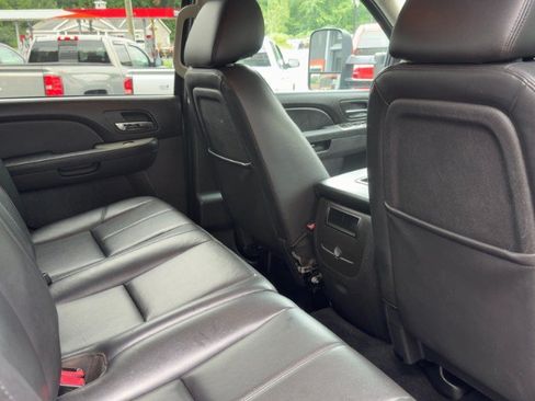 Used 2014 Chevrolet Silverado 2500 LTZ w/ Snow Plow Prep Package AWD/4WD image 12
