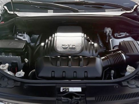 Used 2018 Jeep Grand Cherokee Limited image 32