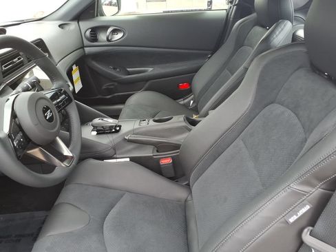 New 2026 Nissan Z Performance w/ Floor Mat Package RWD image 16