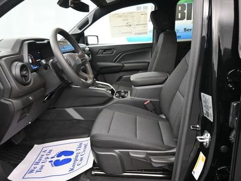 New 2026 Chevrolet Colorado Trail Boss AWD/4WD image 11