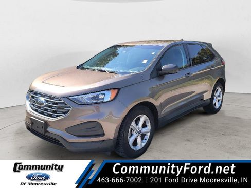 Used 2019 Ford Edge SE FWD image 1