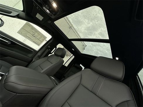 New 2026 Chevrolet Suburban RST w/ Comfort Package image 21