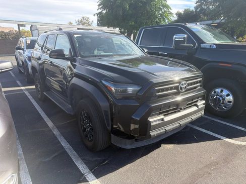 Used 2025 Toyota 4Runner SR5 AWD/4WD image 1