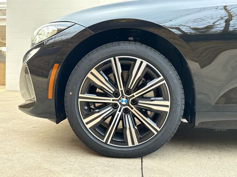 Used 2026 BMW 330i xDrive Sedan w/ Convenience Package AWD/4WD image 6