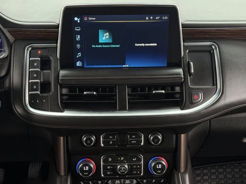 Used 2023 Chevrolet Tahoe High Country AWD/4WD image 17