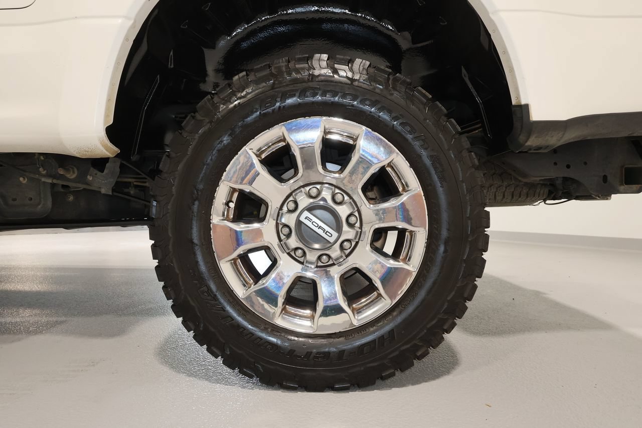 Used 2019 Ford F350 Lariat w/ Lariat Ultimate Package AWD/4WD image 21