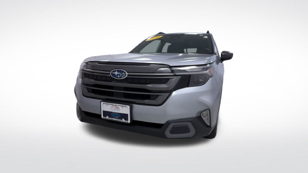 Used 2025 Subaru Forester Limited AWD/4WD image 20